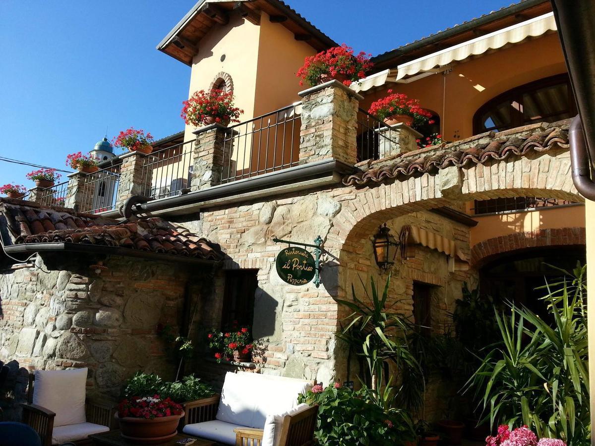 Il Portico Hotel Carrosio Luaran gambar