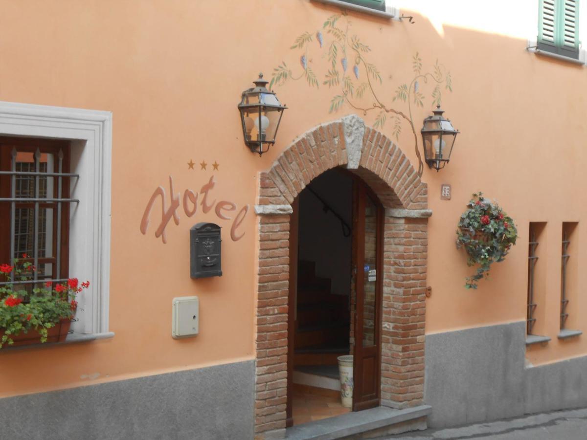 Il Portico Hotel Carrosio Luaran gambar