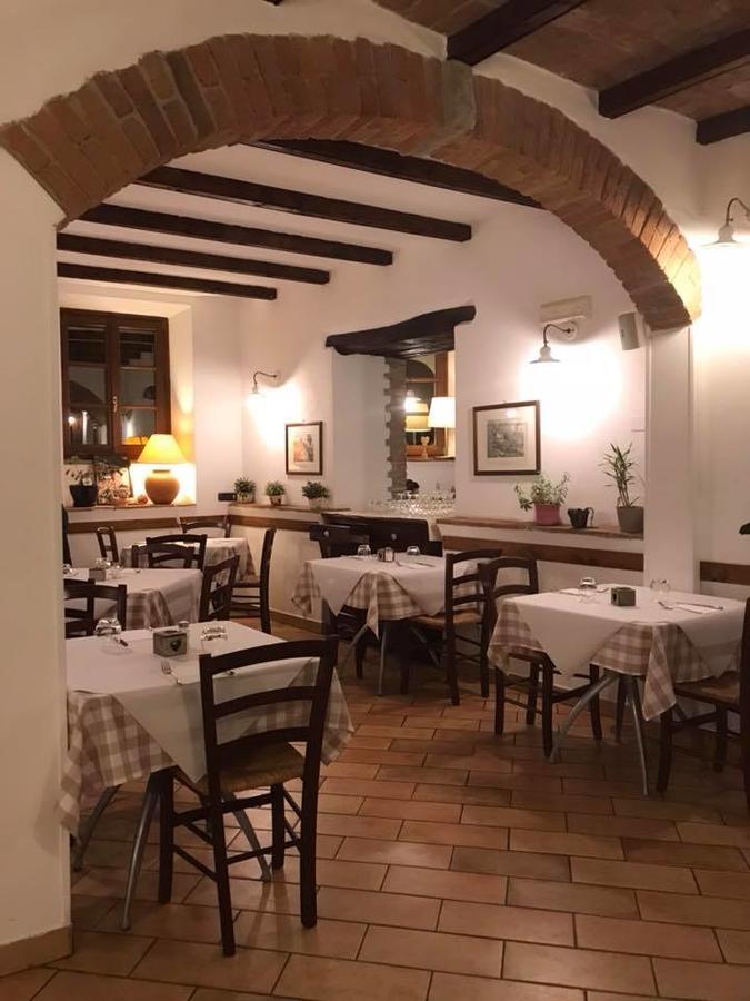 Il Portico Hotel Carrosio Luaran gambar